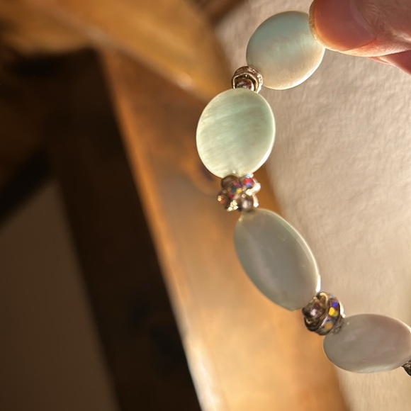 Pale Blue Stone w Bunny charm Bracelet - Picture 13 of 13